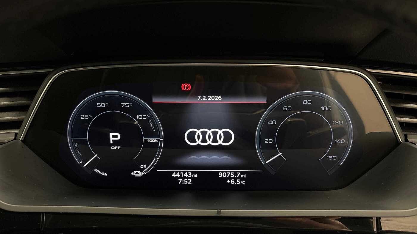 Used Audi e-tron 2021 for sale - 77620519: Photo 10