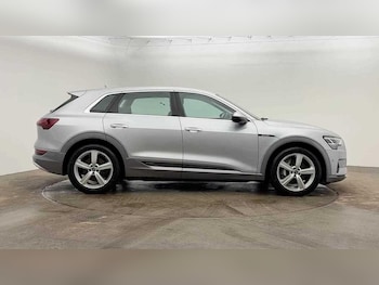 Used Audi e-tron 2021 for sale - 77620519: Photo