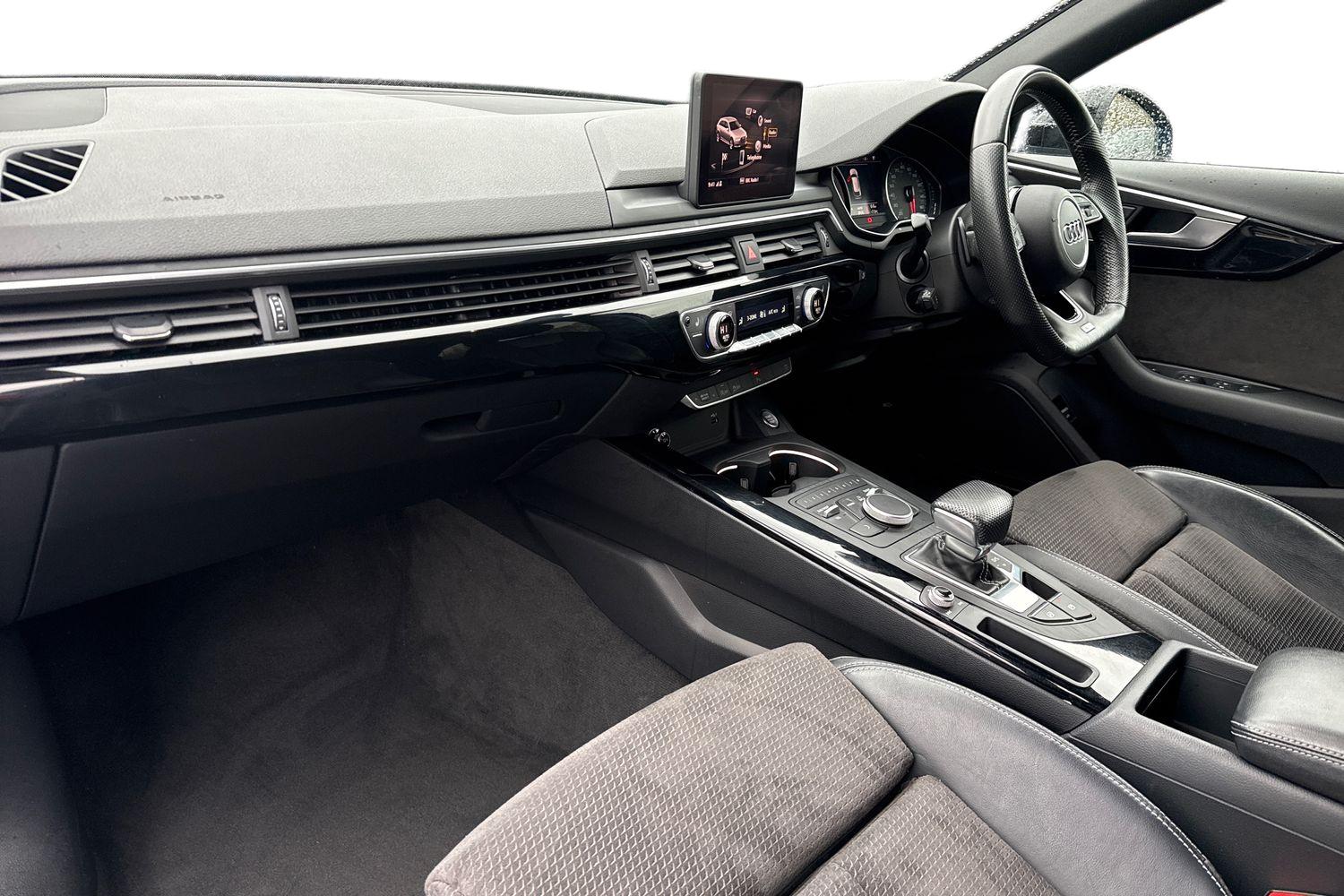 Used Audi A4 Avant 2019 for sale - 76581588: Photo 15