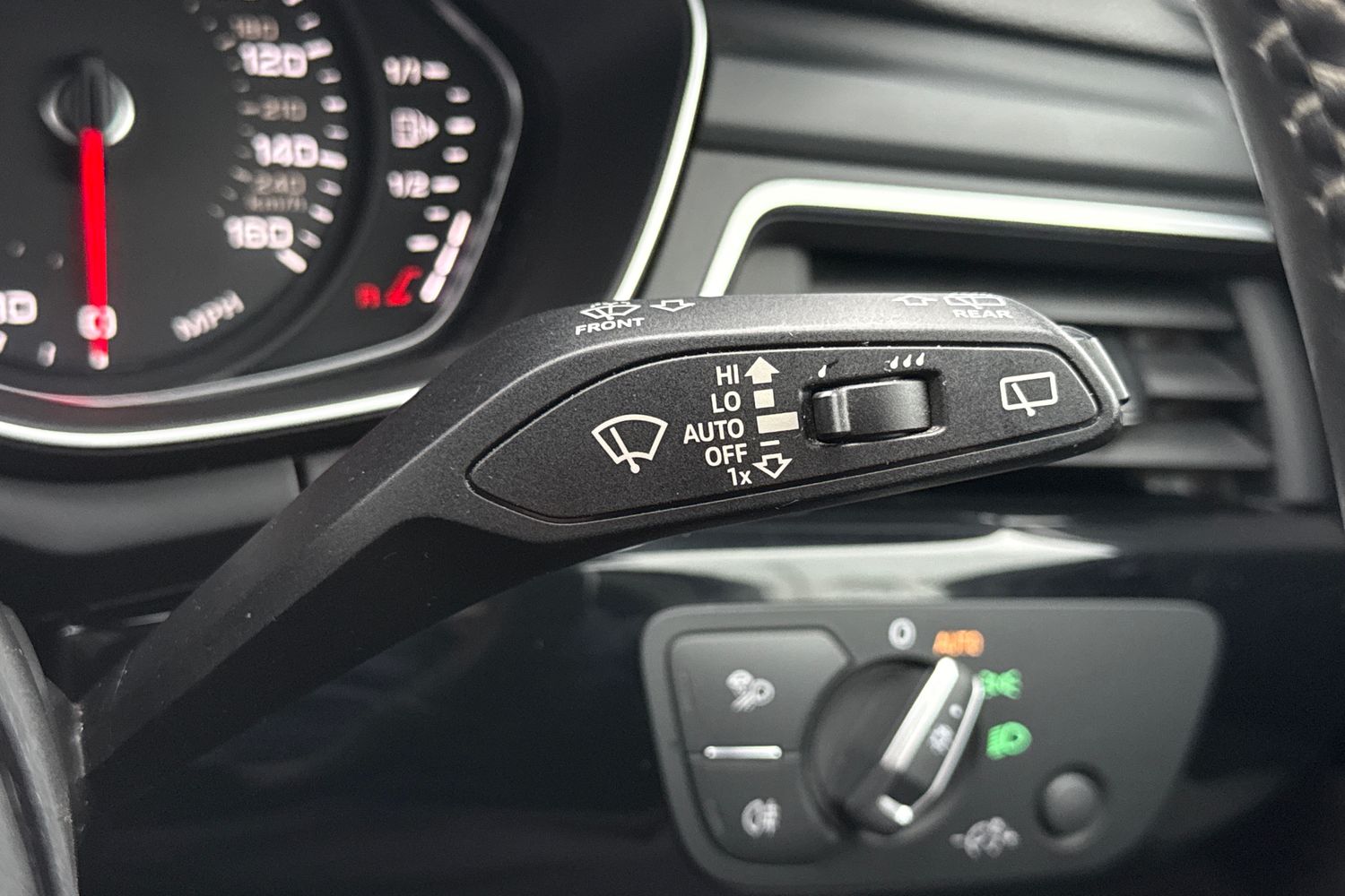 Used Audi A4 Avant 2019 for sale - 76581588: Photo 30