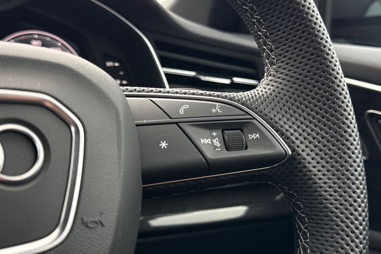 Used Audi Q8 2025 for sale - 77728608: Photo 35