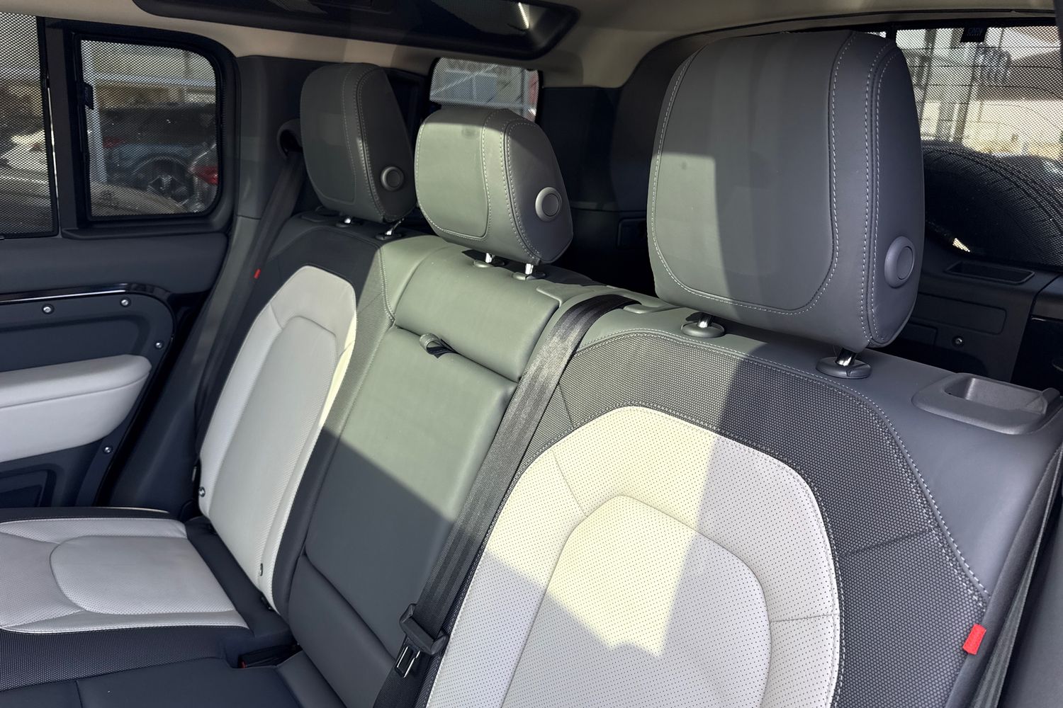 Used Land Rover Defender 2024 for sale - 78155126: Photo 19