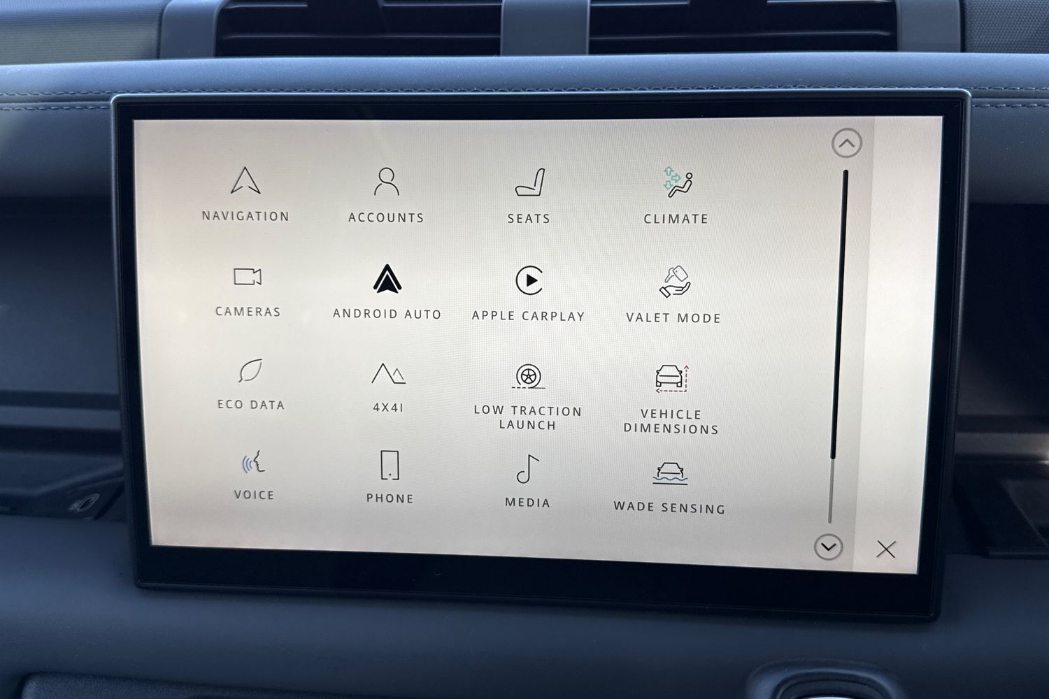 Used Land Rover Defender 2024 for sale - 78155126: Photo 39