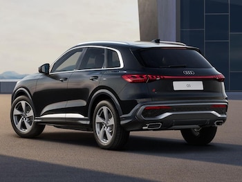 Used Audi Q5 2025 for sale - 76353139: Photo