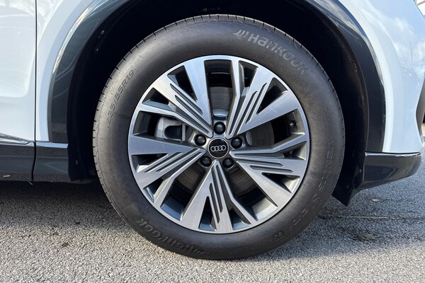 Used Audi Q4 e-tron 2025 for sale - 73355581: Photo 6