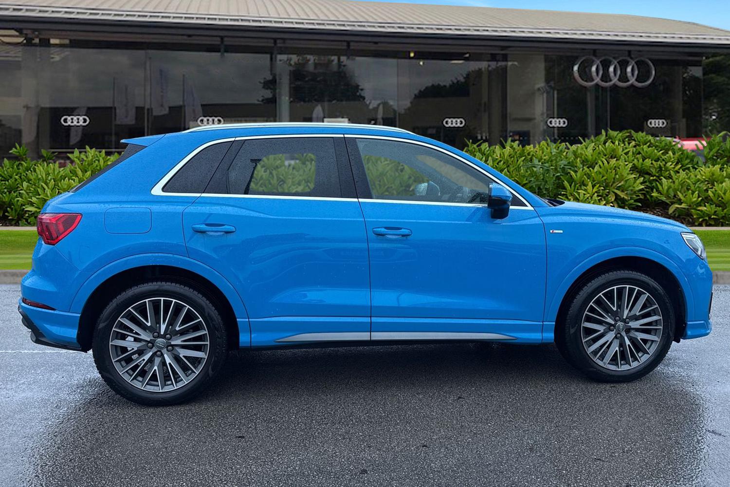 Used Audi Q3 2019 for sale - 76955418: Photo 3