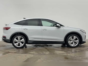 Used Audi Q4 e-tron 2025 for sale - 77791862: Photo