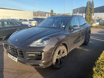 Used Porsche Cayenne 2023 for sale - 77368319: Photo