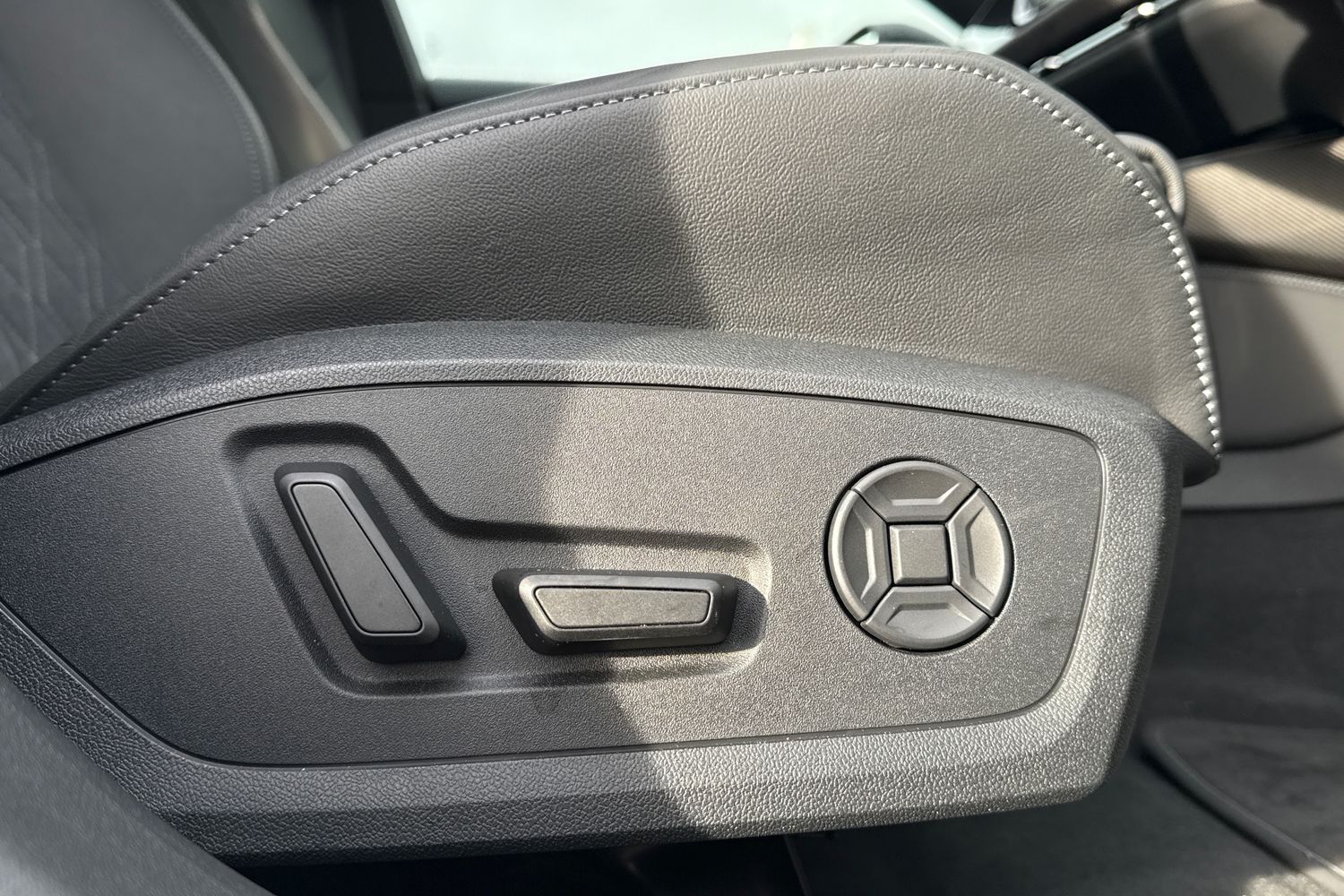 Used Audi A6 Saloon 2025 for sale - 77348501: Photo 32