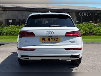 Used Audi Q5 2019 for sale - 79385904: Photo