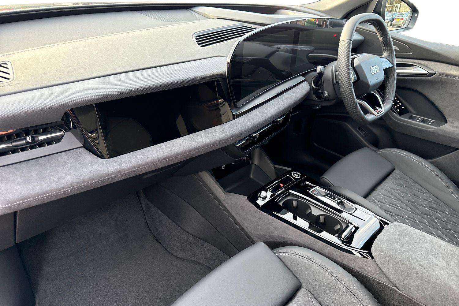 Used Audi Q6 e-tron 2025 for sale - 76353089: Photo 14