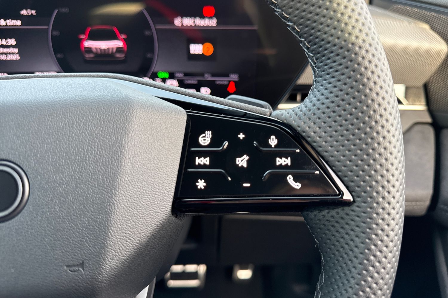 Used Audi Q6 e-tron 2025 for sale - 76353089: Photo 25