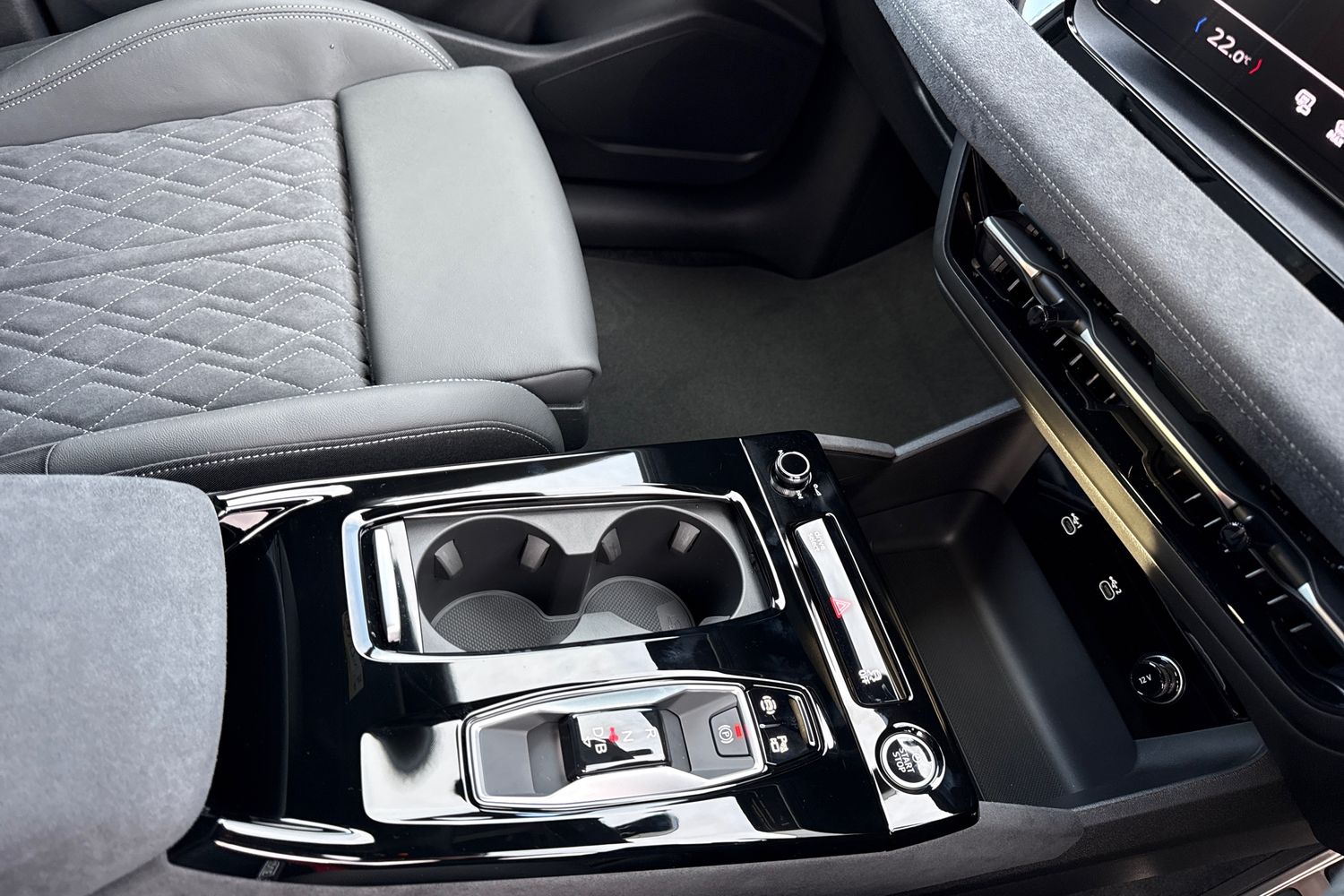 Used Audi Q6 e-tron 2025 for sale - 76353089: Photo 53