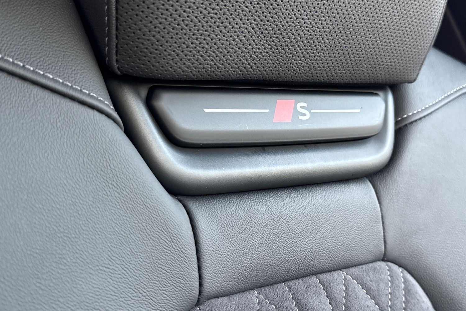 Used Audi Q6 e-tron 2025 for sale - 76353089: Photo 56