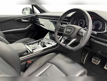 Used Audi Q7 2025 for sale - 79733902: Photo
