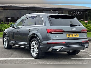 Used Audi Q7 2023 for sale - 76476116: Photo
