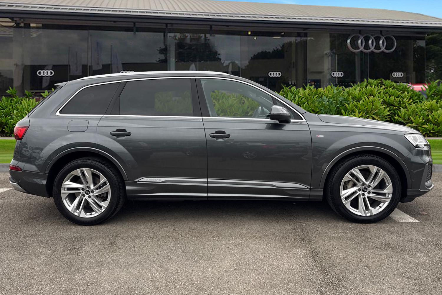 Used Audi Q7 2023 for sale - 76476116: Photo 3