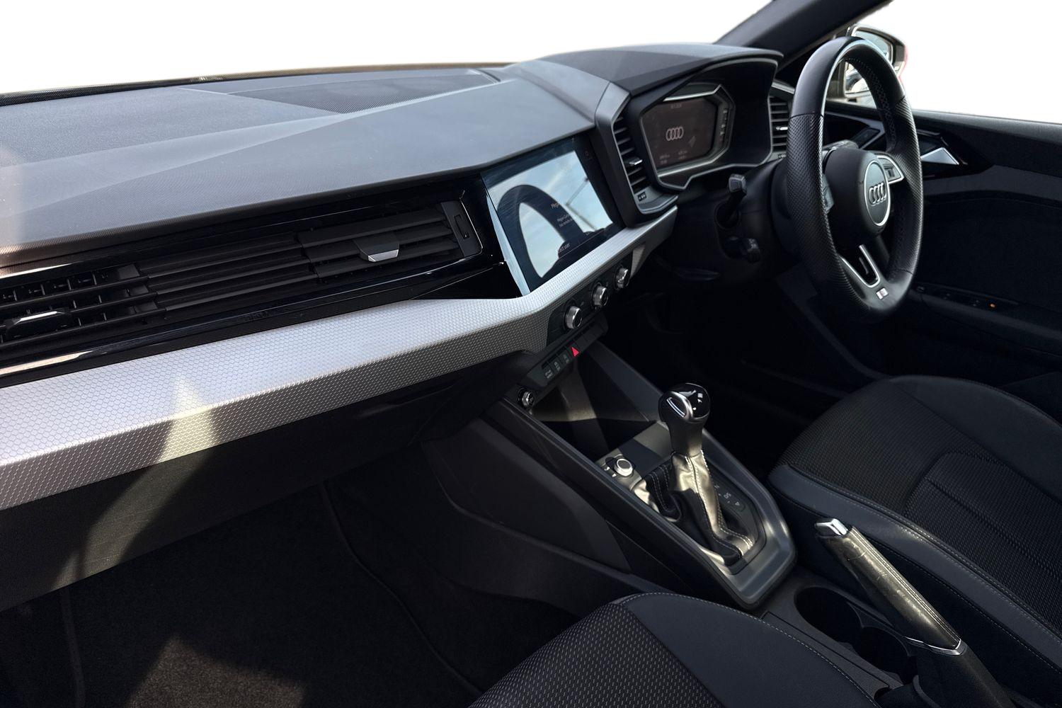 Used Audi A1 2022 for sale - 77943692: Photo 15