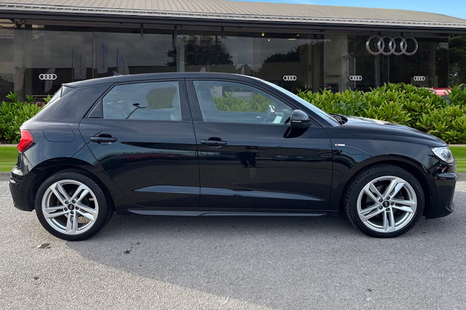 Used Audi A1 2022 for sale - 77943692: Photo 3
