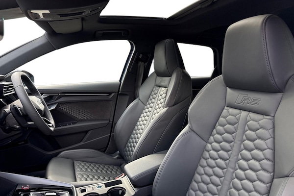 Used Audi RS3 2024 for sale - 75824512: Photo 10