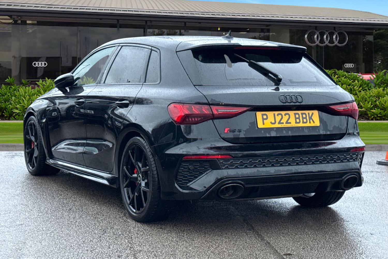 Used Audi RS3 2022 for sale - 77000566: Photo 2