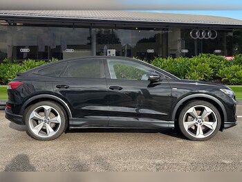 Used Audi Q4 e-tron 2022 for sale - 76476041: Photo