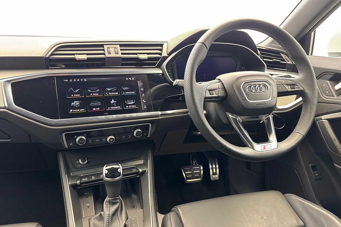 Used Audi Q3 2025 for sale - 76353084: Photo 2