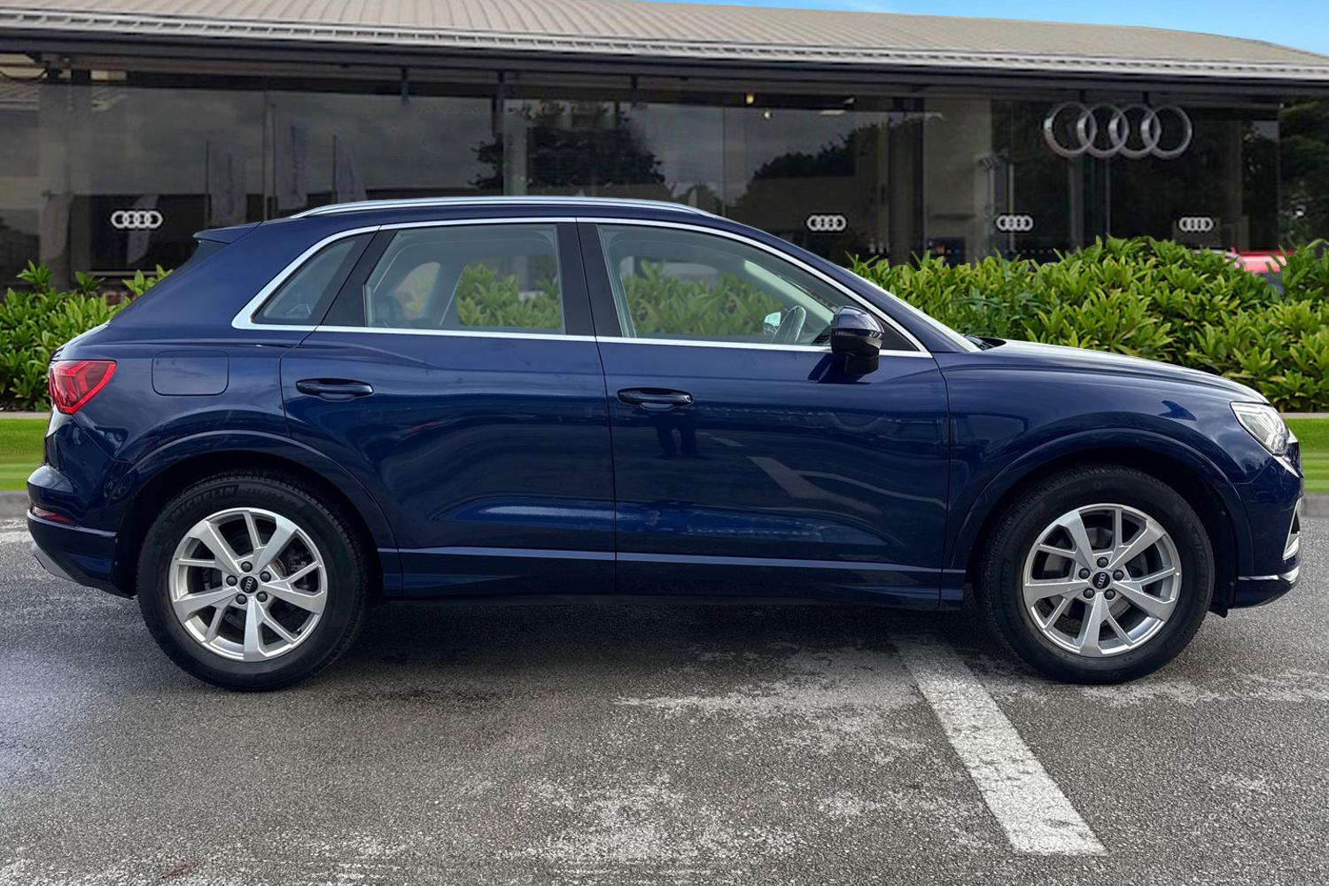 Used Audi Q3 2021 for sale - 77334283: Photo 3