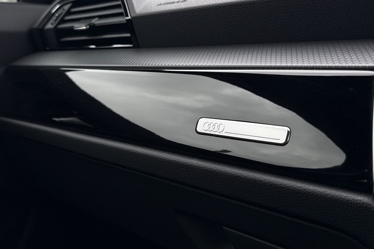 Used Audi Q3 2025 for sale - 78177644: Photo 32