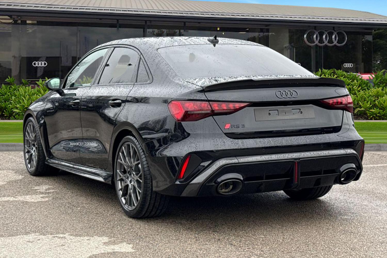 Used Audi RS3 2025 for sale - 77686903: Photo 2