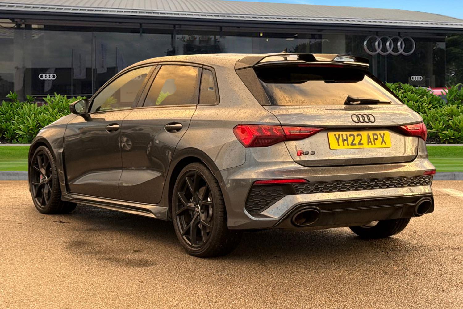 Used Audi RS3 2022 for sale - 76890281: Photo 2