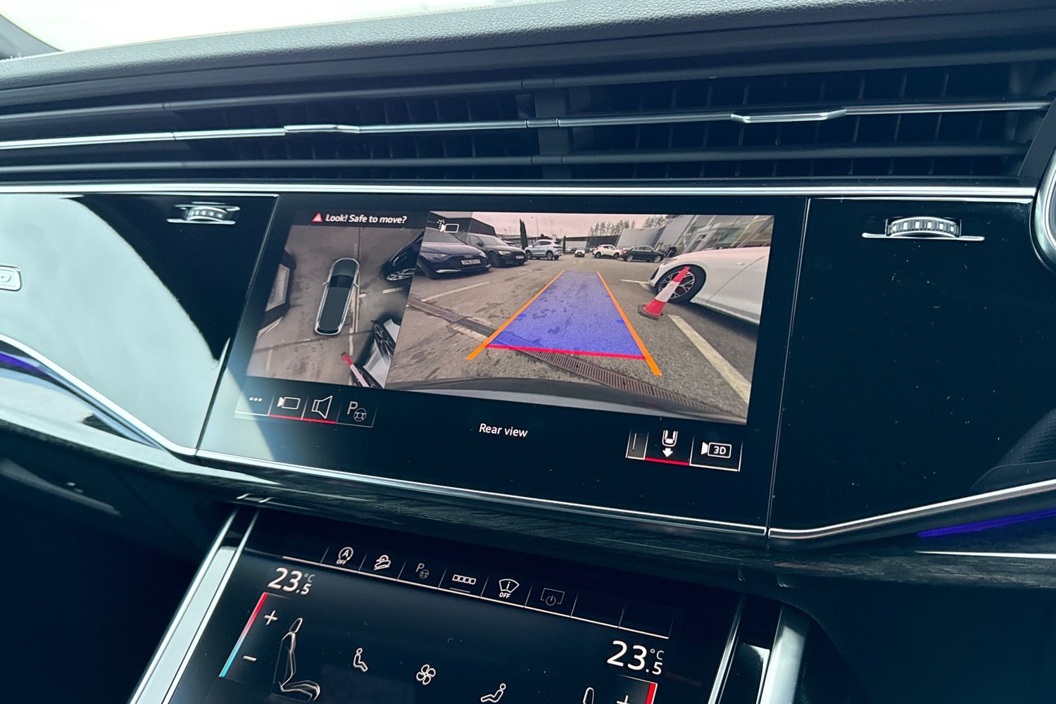 Used Audi Q7 2025 for sale - 77675118: Photo 32