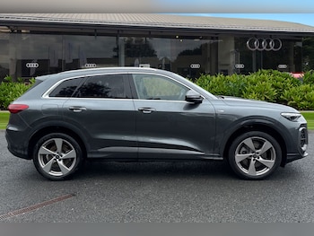 Used Audi Q5 2025 for sale - 77540960: Photo