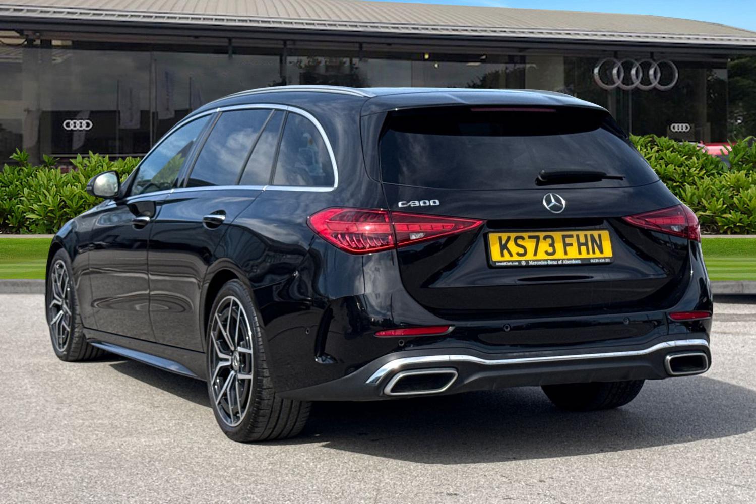 Used Mercedes-Benz C Class 2023 for sale - 78154986: Photo 2