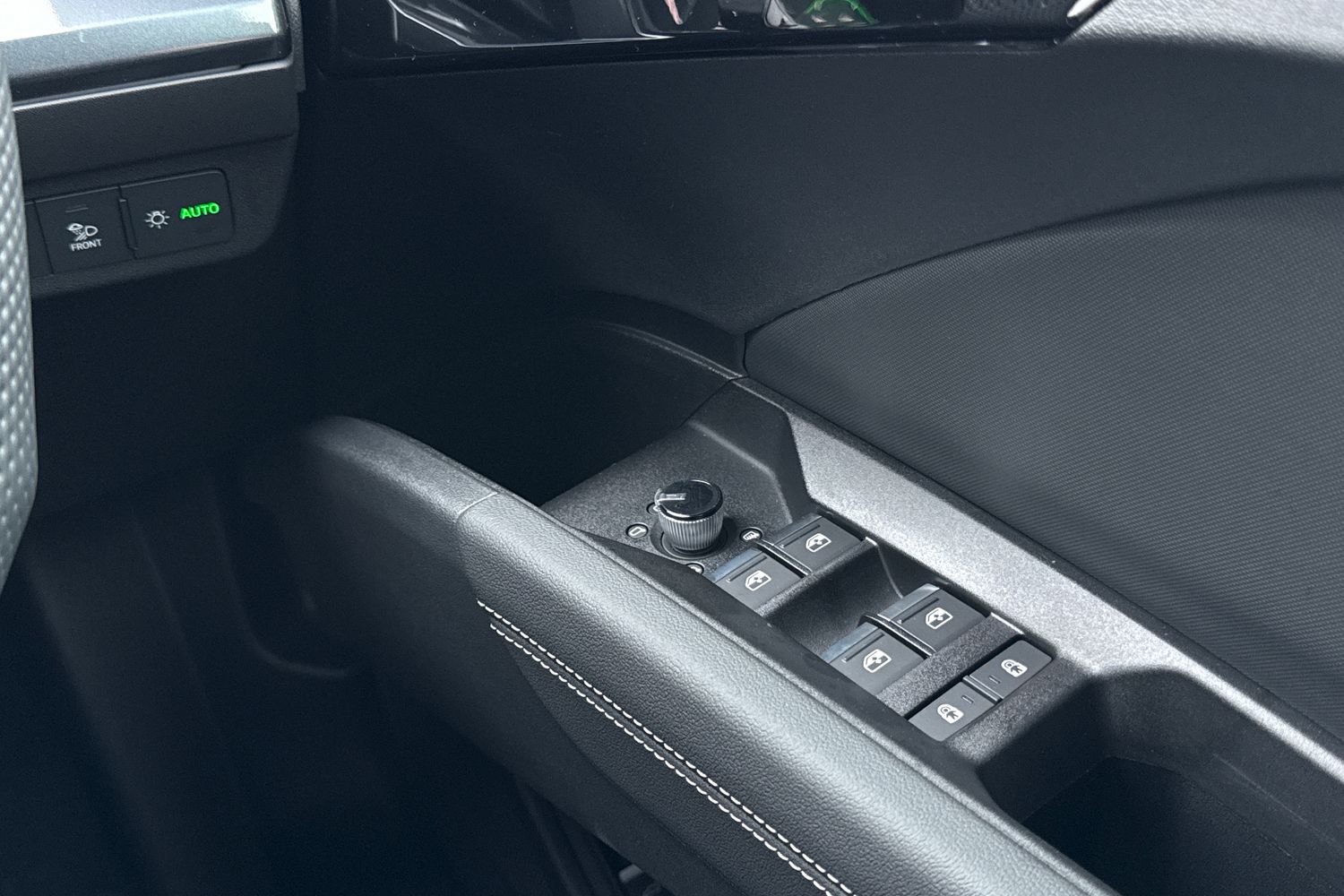 Used Audi Q4 e-tron 2026 for sale - 77451096: Photo 38