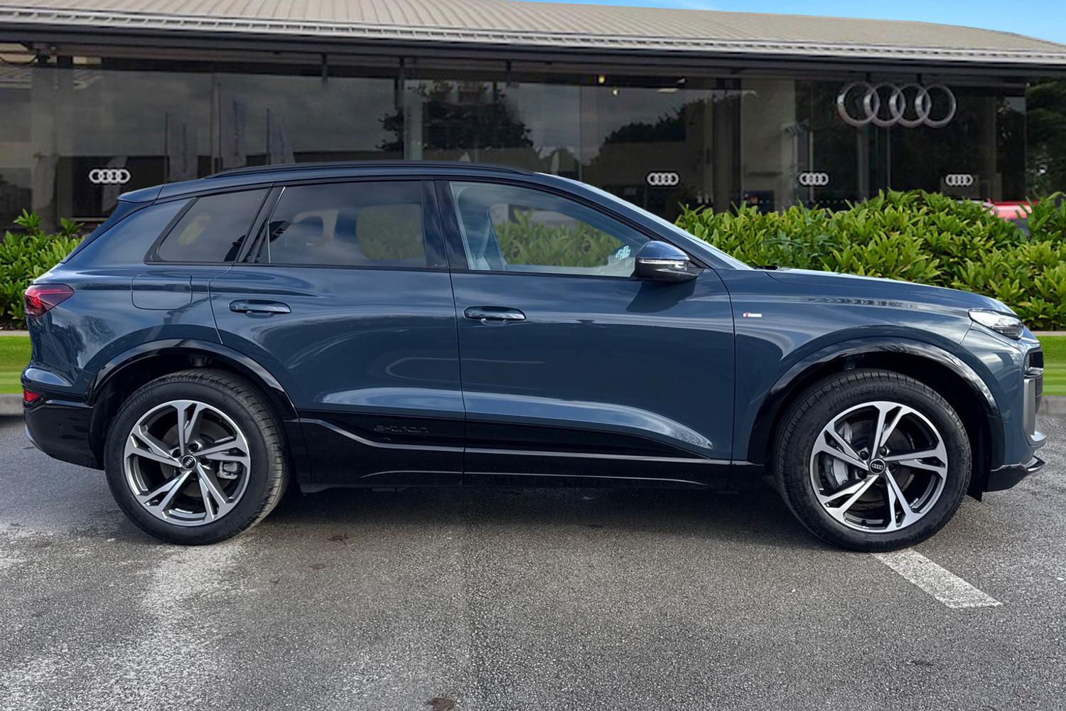 Used Audi Q6 e-tron 2026 for sale - 77601565: Photo 3