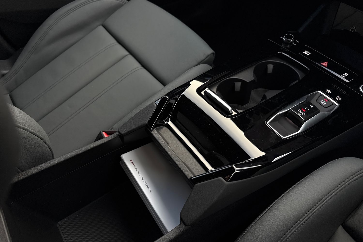 Used Audi Q6 e-tron 2026 for sale - 77601565: Photo 33