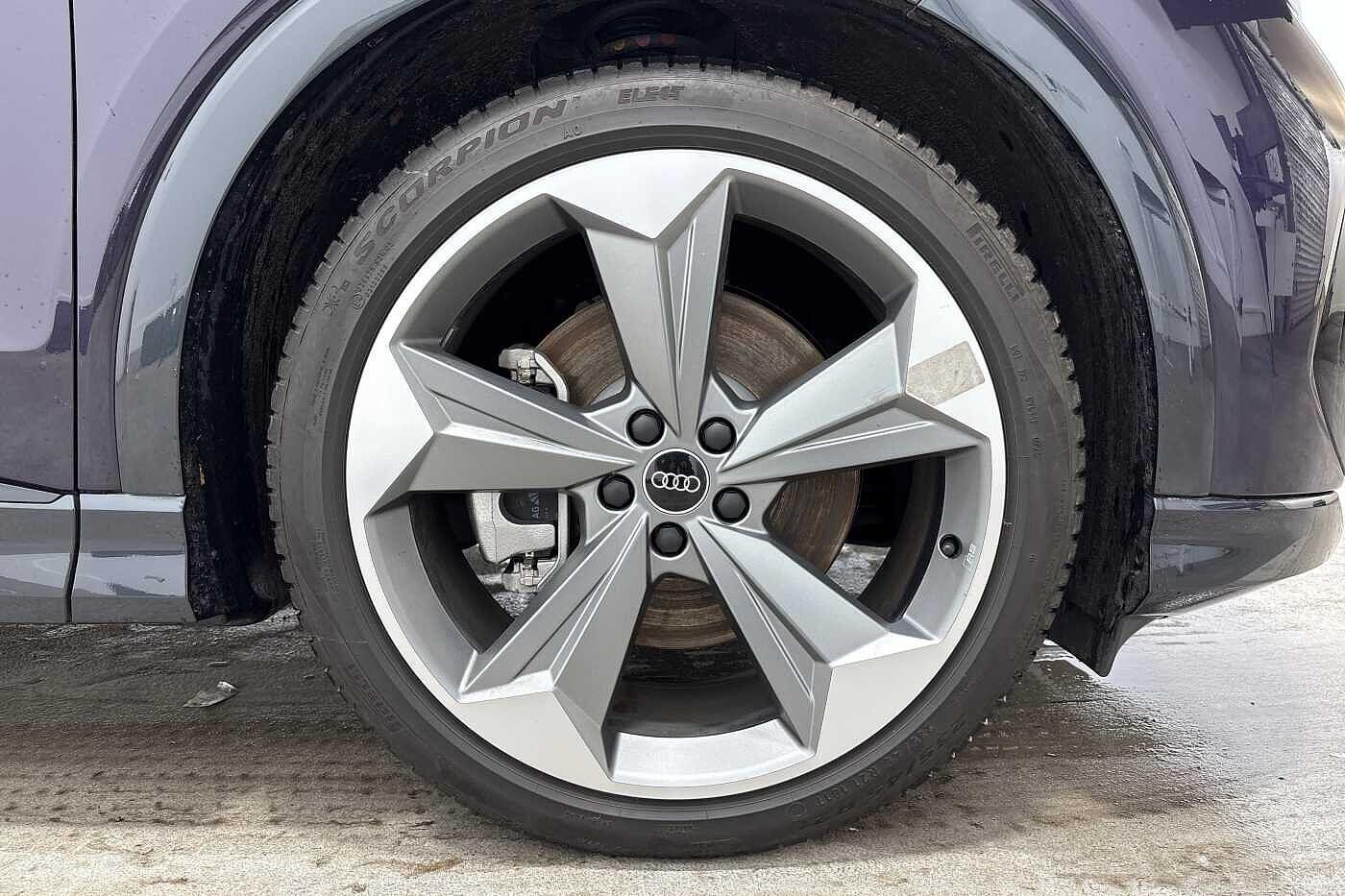 Used Audi Q4 e-tron 2025 for sale - 76697790: Photo 5