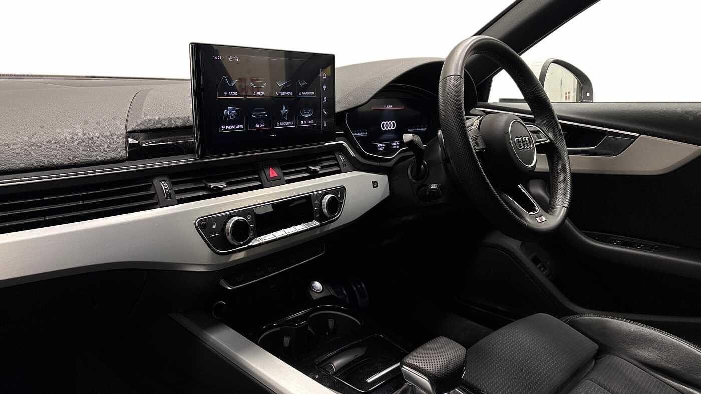 Used Audi A4 2023 for sale - 77666319: Photo 2