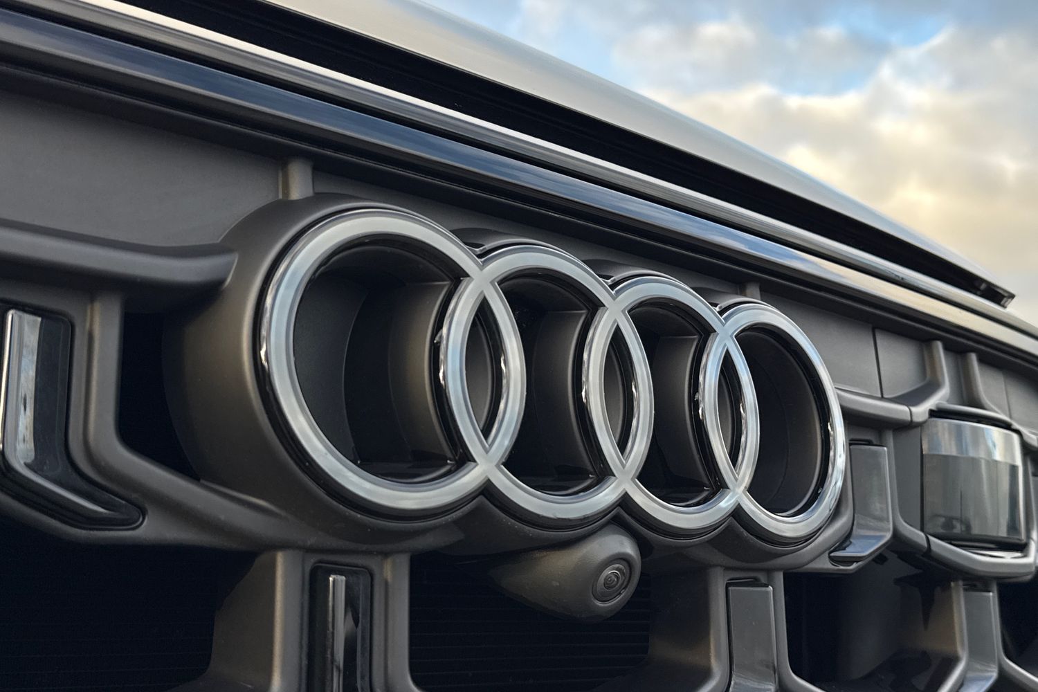 Used Audi Q8 2025 for sale - 76916352: Photo 25