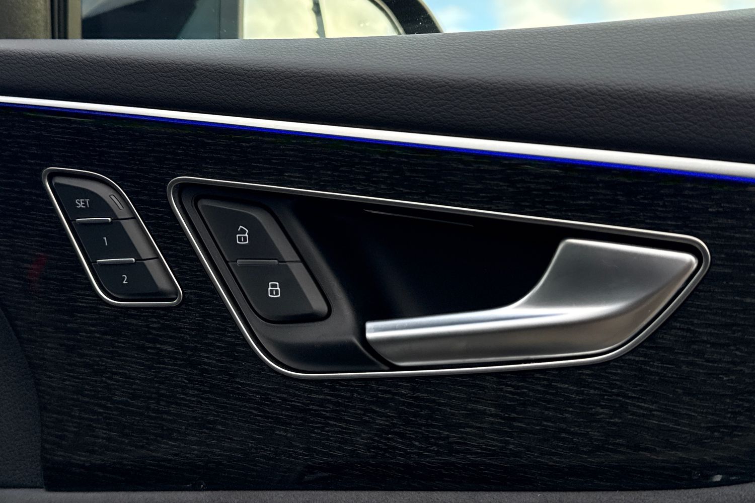 Used Audi Q8 2025 for sale - 76916352: Photo 34