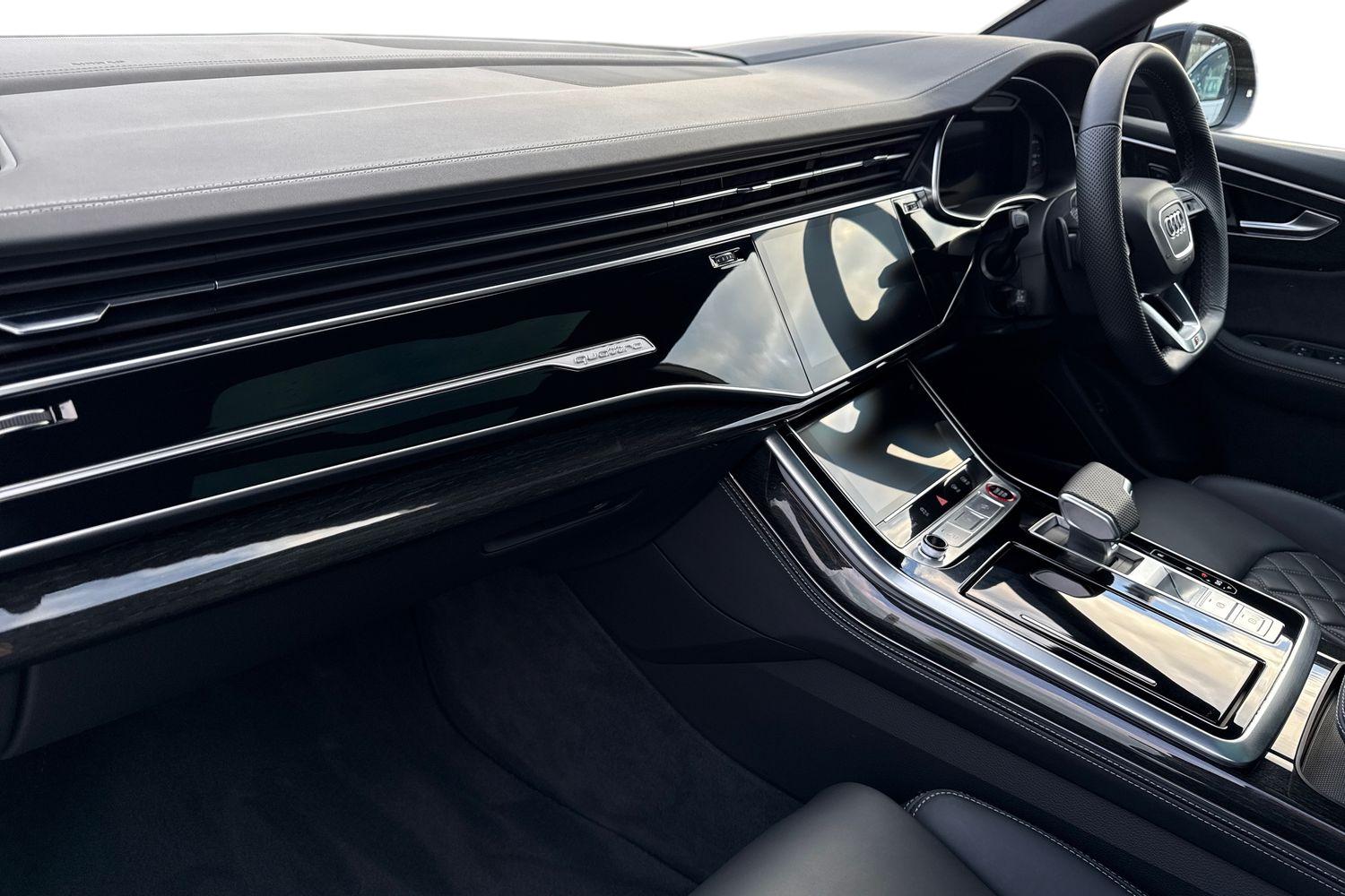 Used Audi Q8 2025 for sale - 76916352: Photo 8