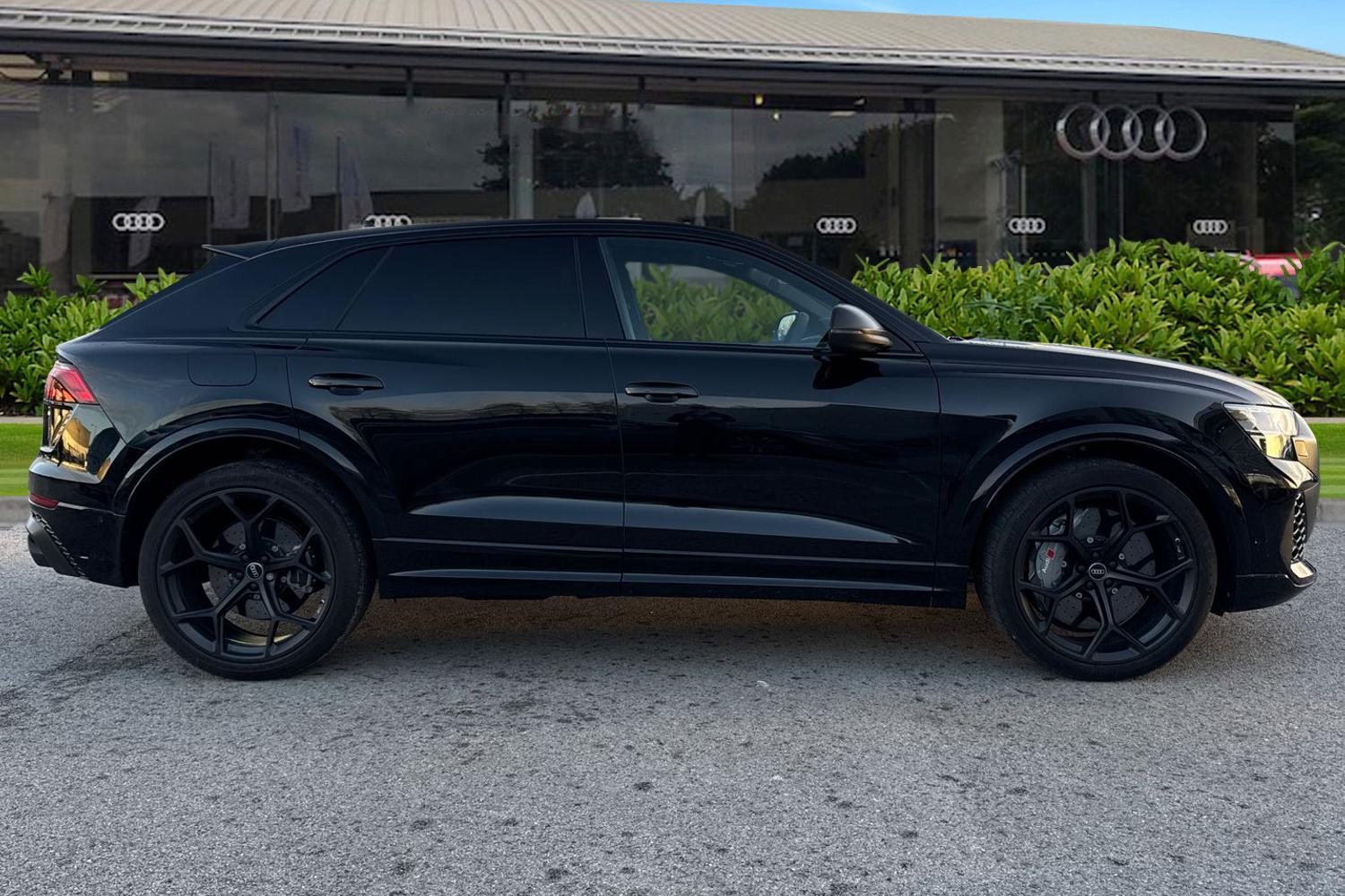 Used Audi RS Q8 2025 for sale - 77072020: Photo 3