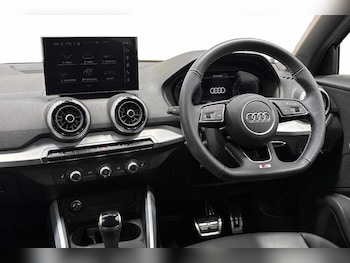 Used Audi Q2 2025 for sale - 76274735: Photo