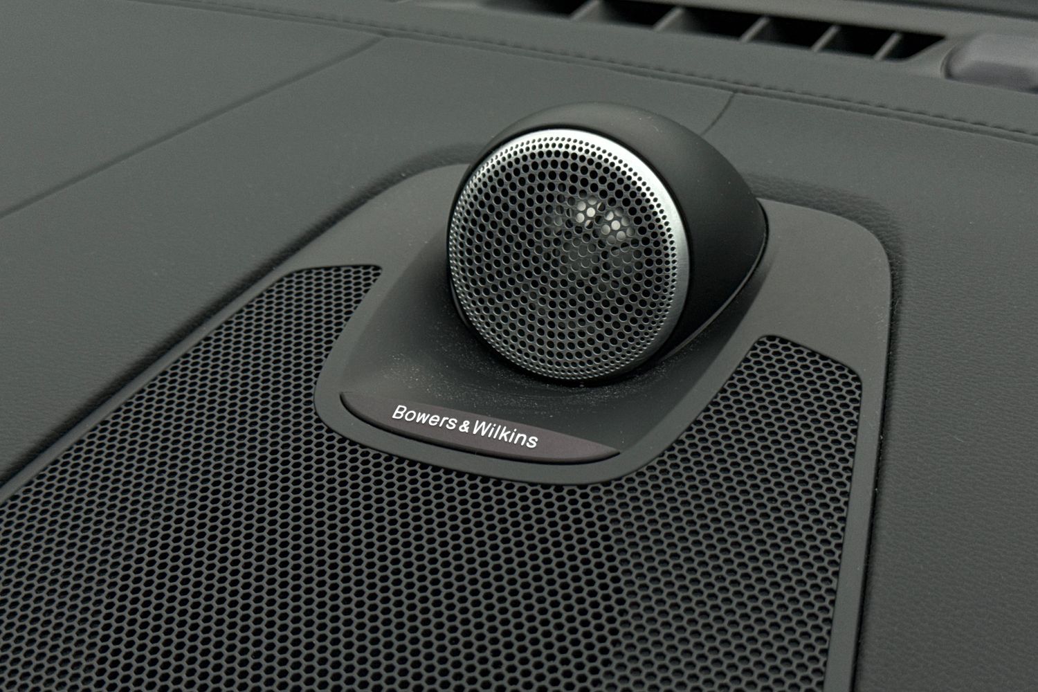 Used Volvo XC60 2024 for sale - 77037411: Photo 43