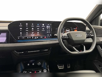 Used Audi Q6 e-tron 2024 for sale - 77355432: Photo