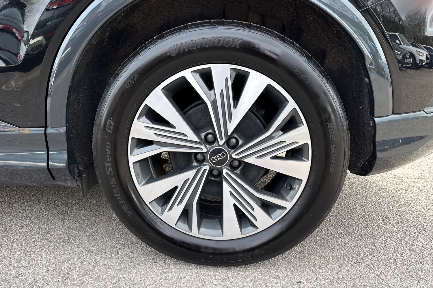 Used Audi Q4 e-tron 2025 for sale - 78209673: Photo 12