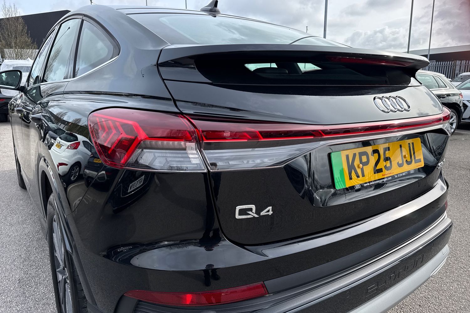 Used Audi Q4 e-tron 2025 for sale - 78209673: Photo 8