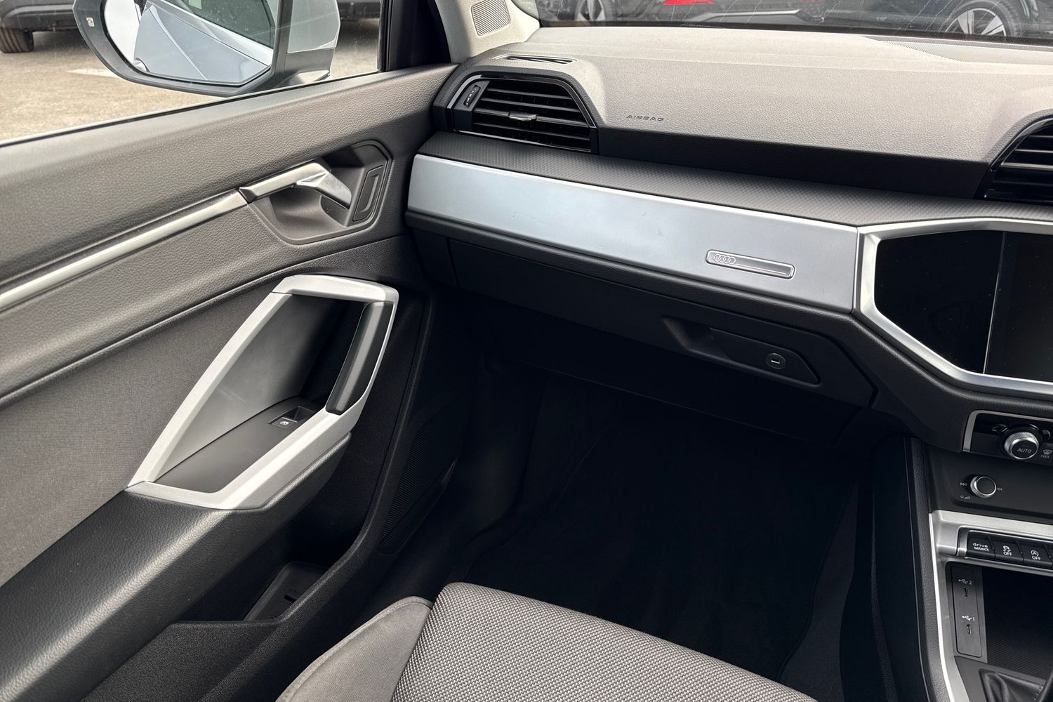 Used Audi Q3 2023 for sale - 77820126: Photo 19