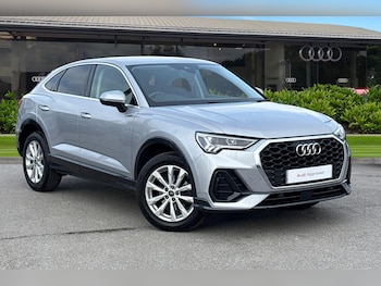 Used Audi Q3 2023 for sale - 77820126: Photo